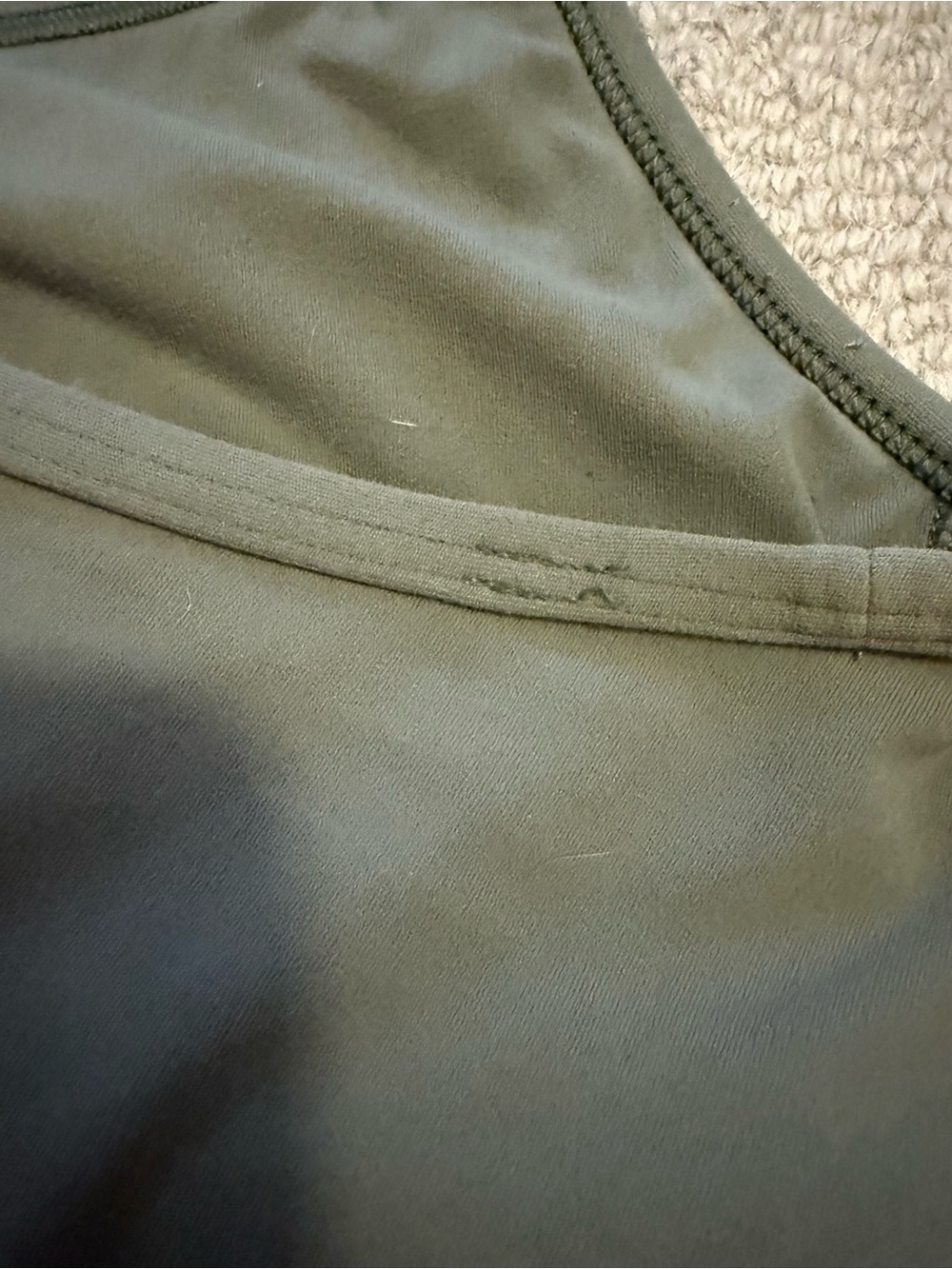 Vuori Women's AllTheFeels™ Bra in Pistachio - Picture 7 of 7